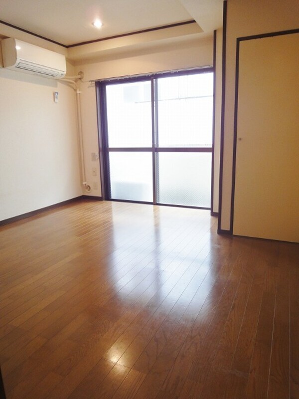 リビング・居室(★お部屋探しは株式会社タウンハウジング東京まで★)