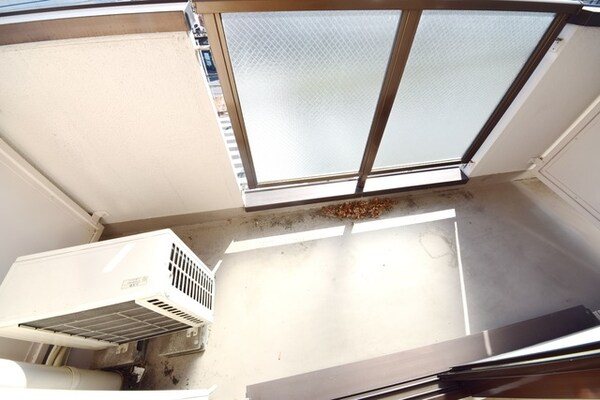 バルコニー(同建物別号室別タイプ参考写真です)