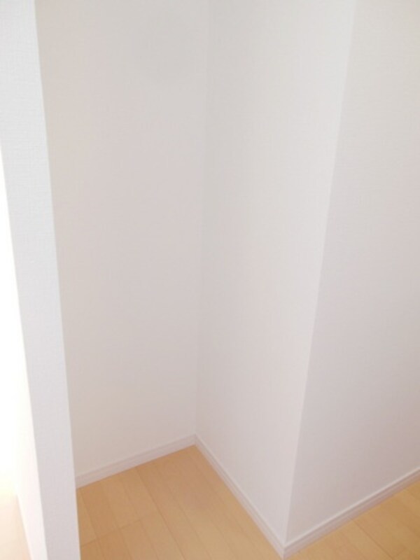 キッチン(★冷蔵庫置き場★)