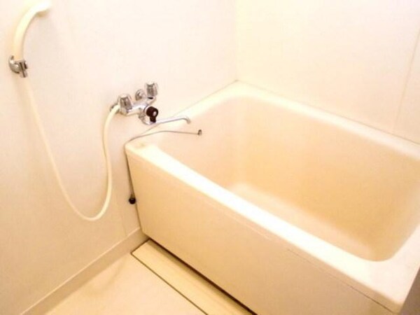 バス／シャワールーム等(★浴室★)