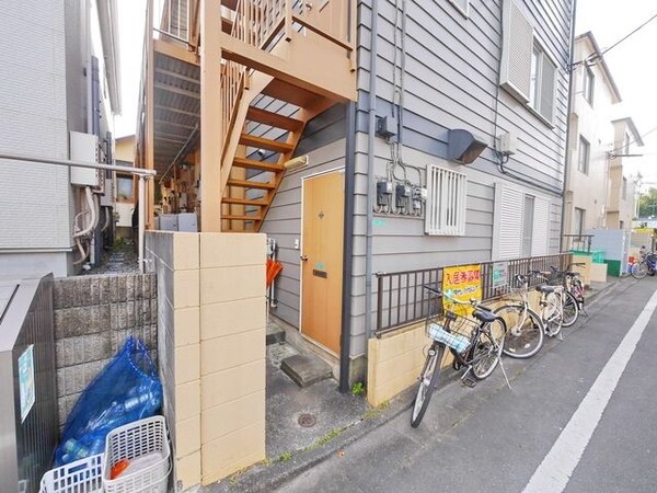 エントランス(★お部屋探しは、タウンハウジング多摩センター店へ★)