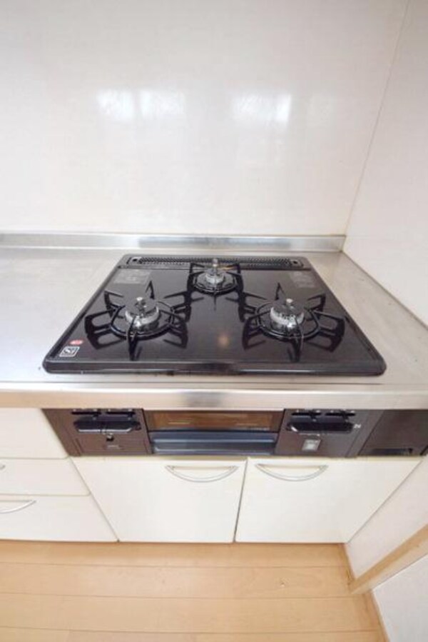 キッチン(★グリル付き３口コンロ★)