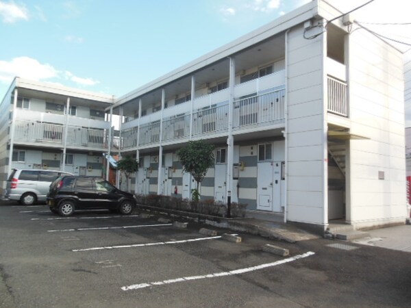 外観(★敷地内には駐車場もございます★)