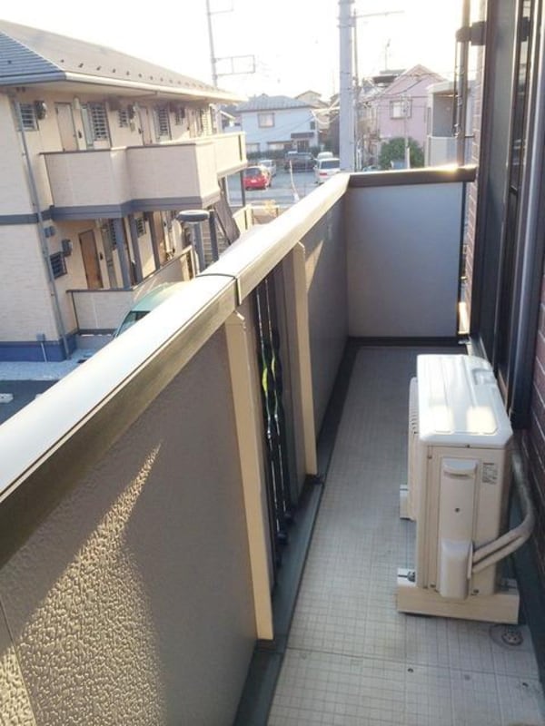 バルコニー(★広めの明るいバルコニーです★)