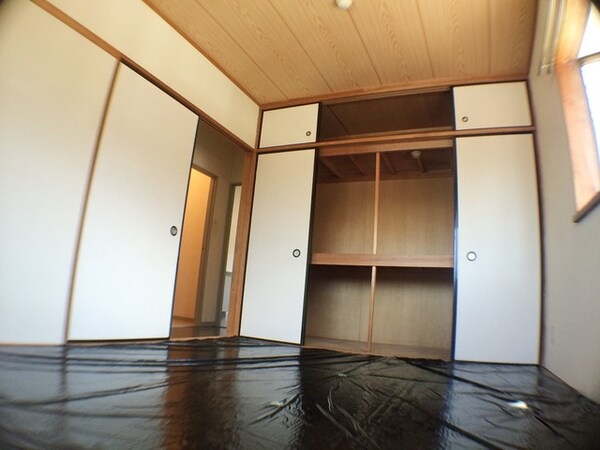 その他室内・内装(★日除けの為にカバーがされている和室です★)