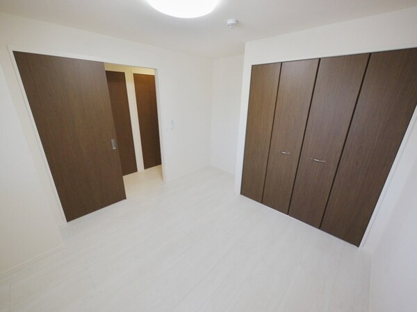 その他室内・内装(★大きめの収納のお部屋です★)