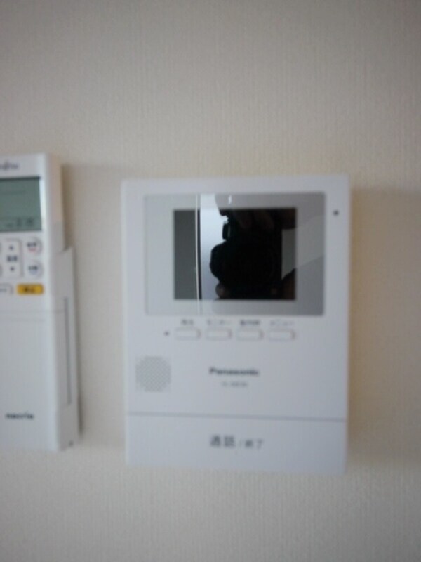設備(★モニター付きインターホンです★)
