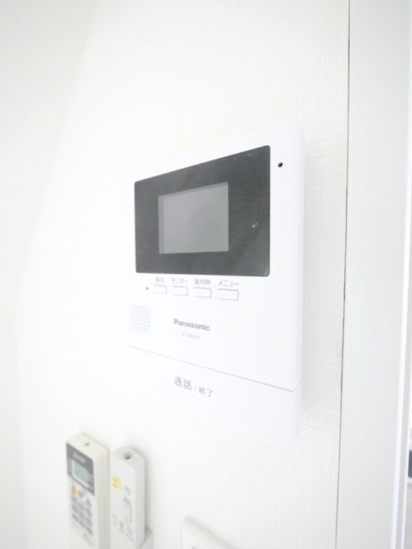 設備(★モニター付きインターホンです★)