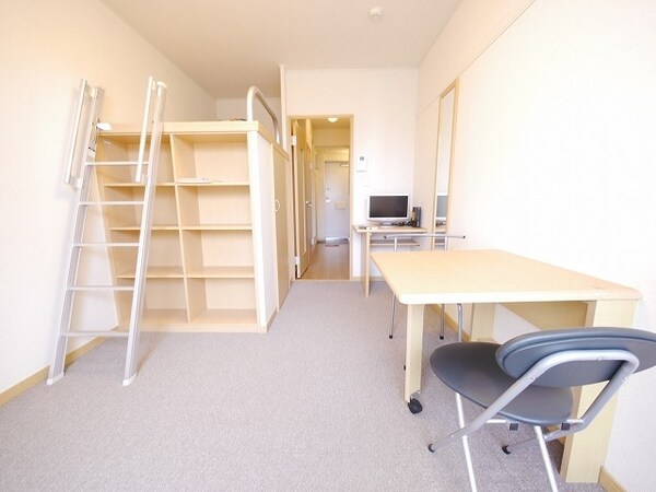 その他室内・内装(★バルコニーから見た室内★)