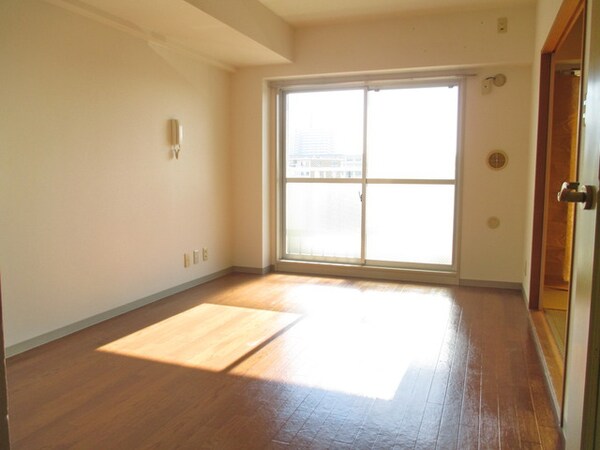 リビング・居室(★キレイなフローリングのお部屋です★)