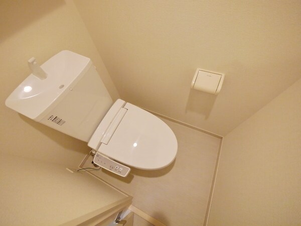 トイレ(★あるとうれしいシャワートイレ★)