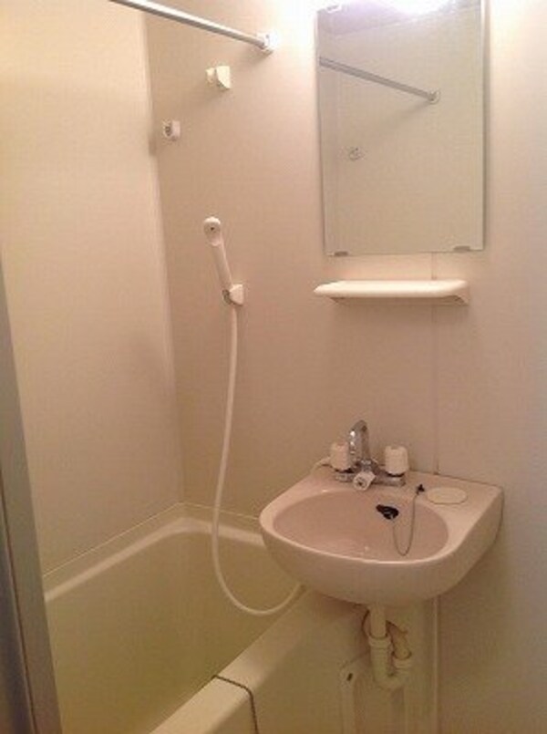 バス／シャワールーム等