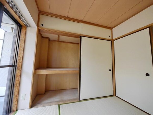 その他室内・内装(★たっぷり入る押入れ★)