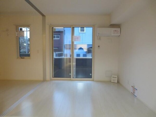 リビング・居室(★10.4帖の居室★)