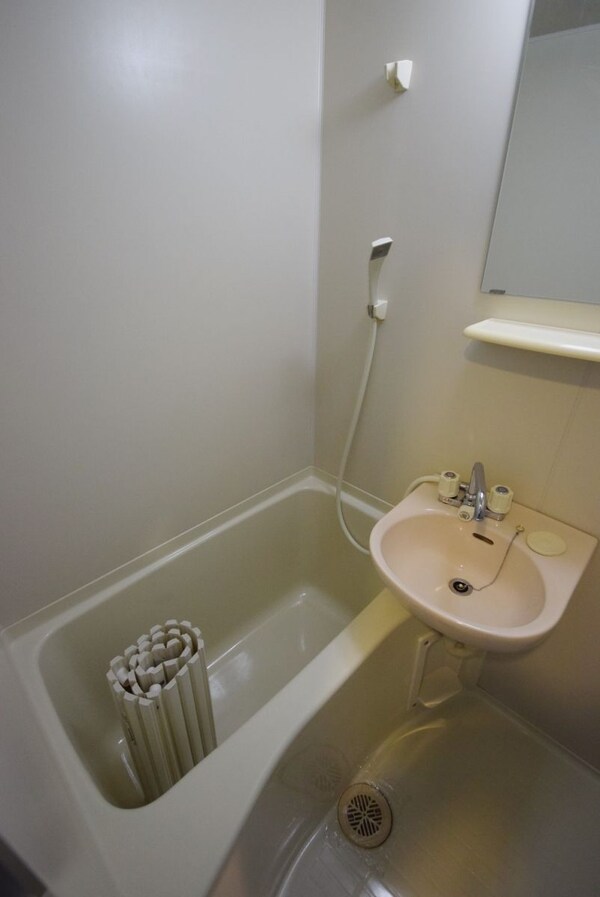 バス／シャワールーム等