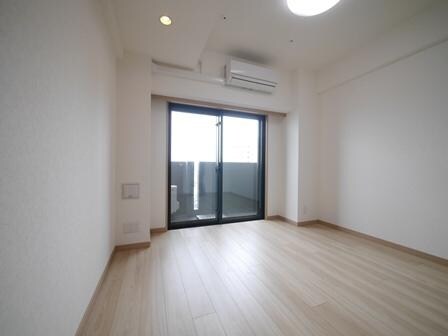 リビング・居室(★キッチン側からみた洋室です★)