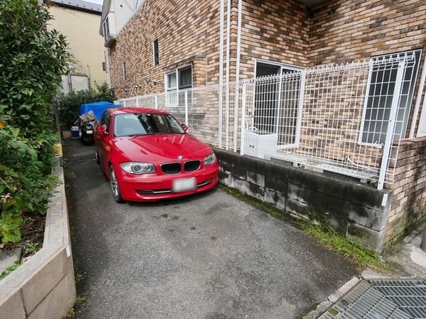 駐車場(★お部屋探しはタウンハウジング稲田堤店まで★)