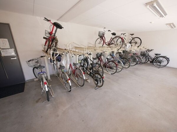 駐車場(★お部屋探しはタウンハウジング稲田堤店まで★)