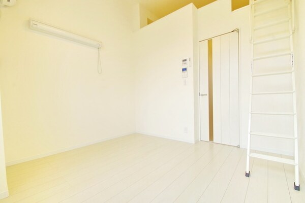 リビング・居室(★お部屋探しはタウンハウジング稲田堤店まで★)