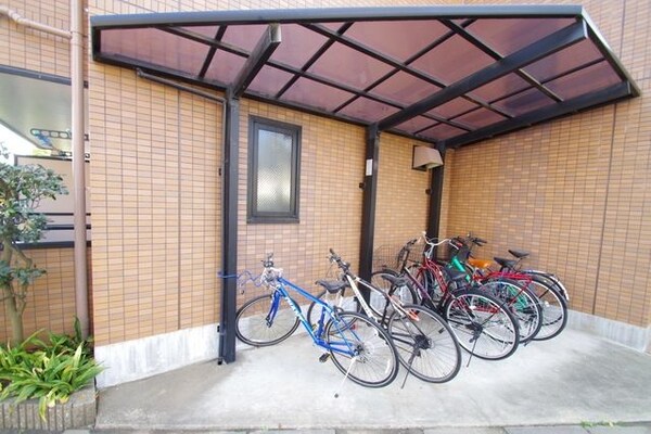 駐車場(★お部屋探しはタウンハウジング稲田堤店まで★)