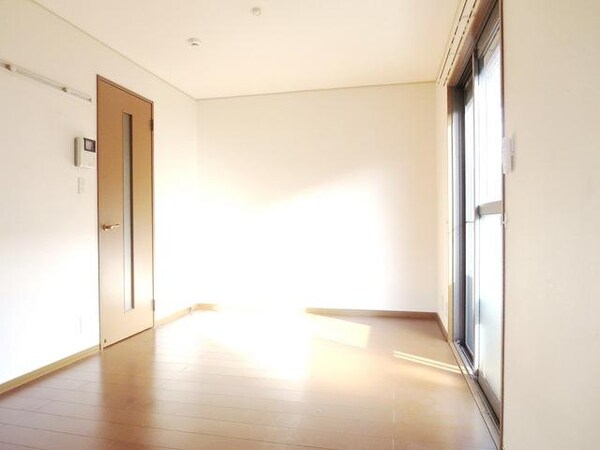 リビング・居室(★お部屋探しはタウンハウジング稲田堤店まで★)