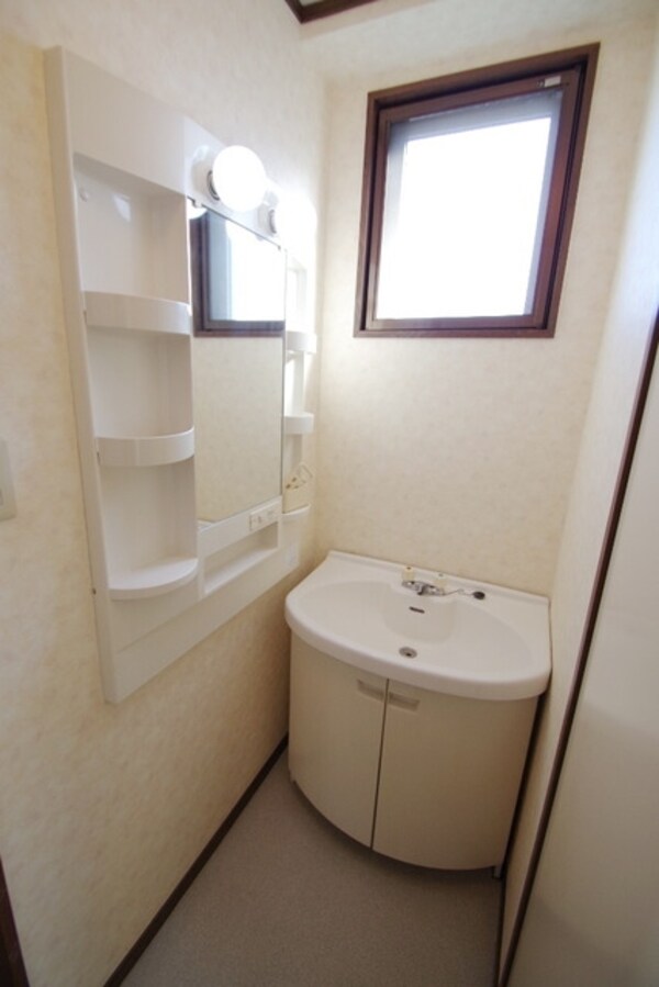 洗面(★お部屋探しはタウンハウジング稲田堤店まで★)