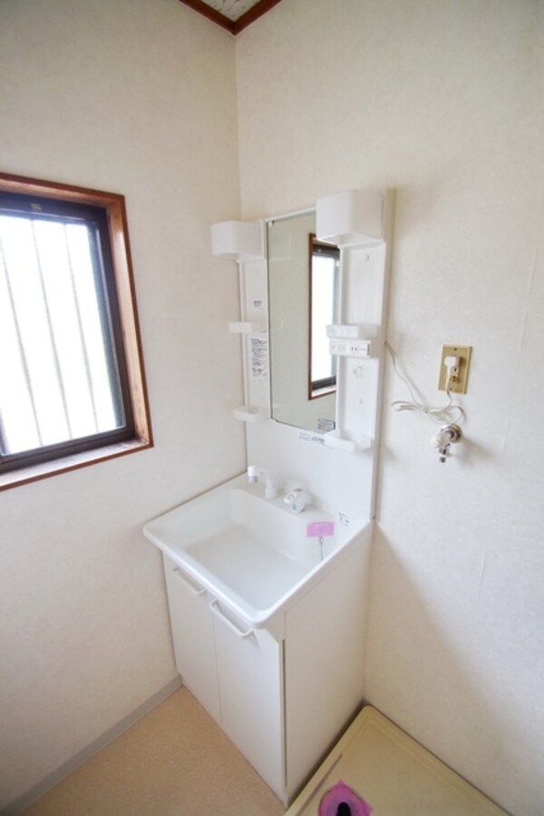 洗面(★お部屋探しはタウンハウジング稲田堤店まで★)