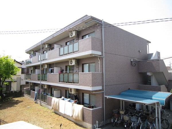 外観(★閑静な住宅街で日当たり良好★)