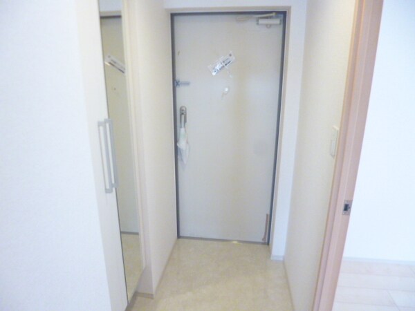 玄関(★お部屋探しはタウンハウジング稲田堤店まで★)