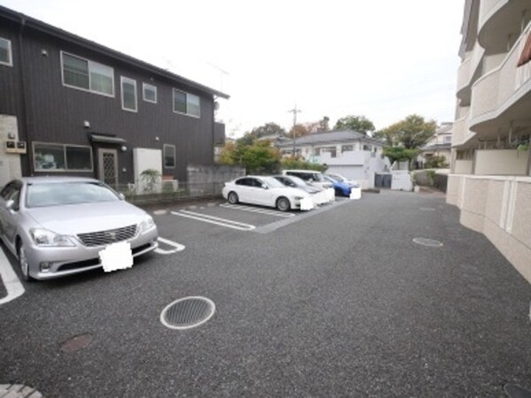 駐車場(★お部屋探しは、タウンハウジング多摩センター店へ★)