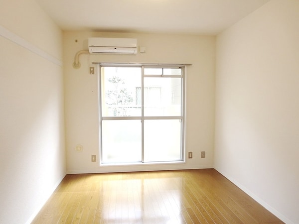 リビング・居室(★タウンハウジング稲田堤店★きれいなお部屋ですね★)