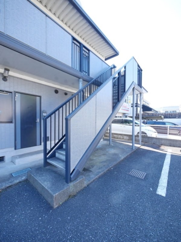 エントランス(★お部屋探しはタウンハウジング稲田堤店まで★)