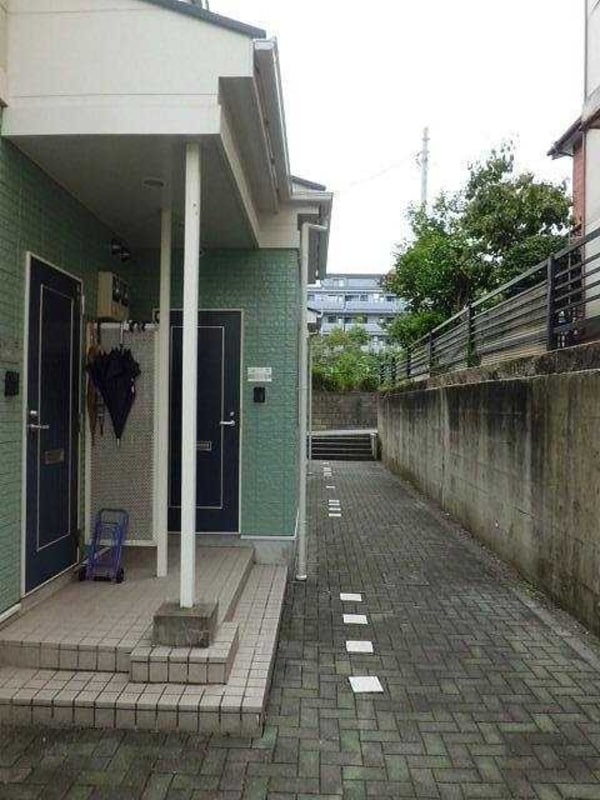 エントランス(★お部屋探しは、タウンハウジング多摩センター店へ★)