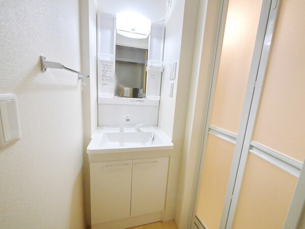 洗面(★タウンハウジング鷺沼店まで→ＴＥＬ0448706656★)