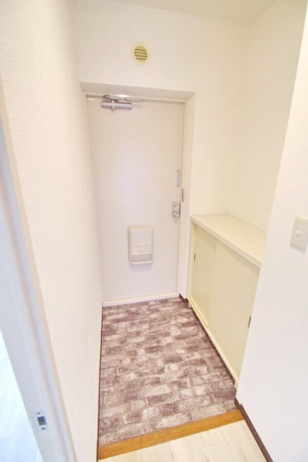 玄関(★お部屋探しはタウンハウジング稲田堤店まで★)