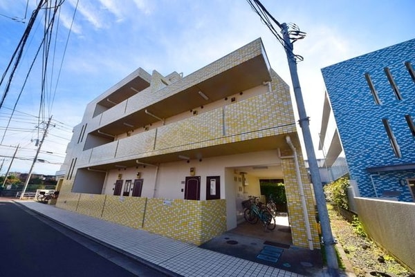 外観(タウンハウジング府中店まで)