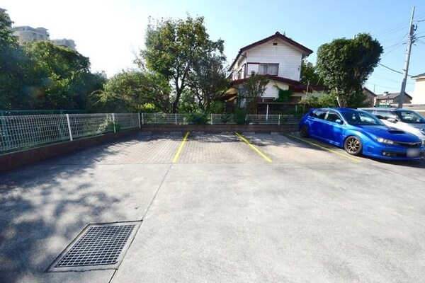 駐車場(★敷地内駐車場です★)