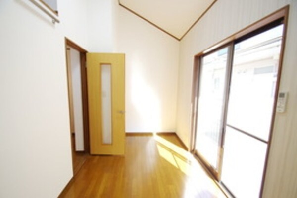 リビング・居室(★お部屋探しはタウンハウジング稲田堤店まで★)