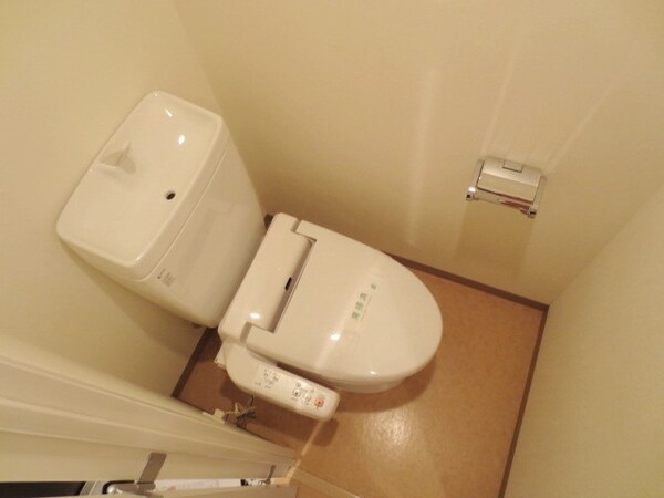 トイレ(★温水洗浄便座付きトイレです。★)
