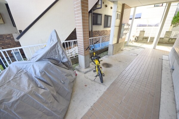駐車場(★お部屋探しはタウンハウジング稲田堤店まで★)