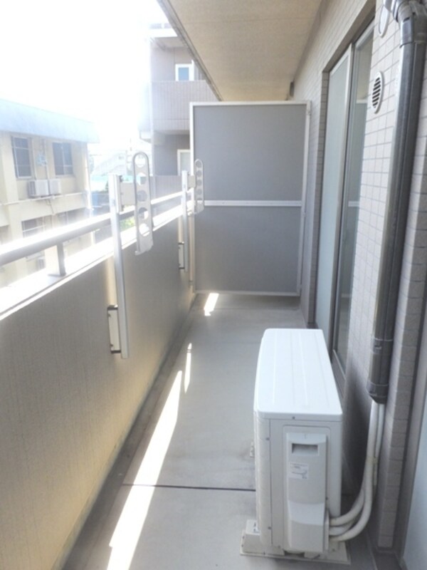 バルコニー(※別部屋参考写真です)