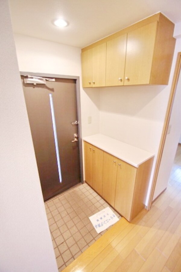 玄関(★お部屋探しはタウンハウジング稲田堤店まで★)