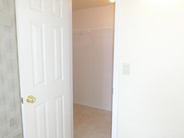 設備(★広いウォークインクローゼットです★)