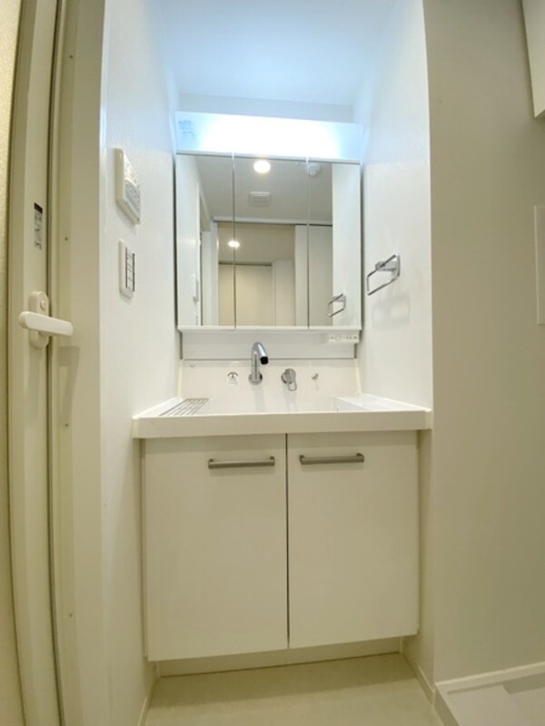 洗面(★お部屋探しはタウンハウジング稲田堤店まで★)