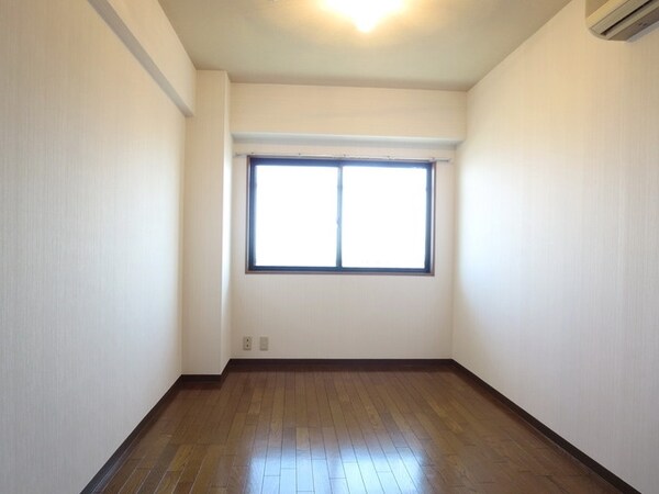 寝室(★お部屋探しはタウンハウジング稲田堤店まで★)