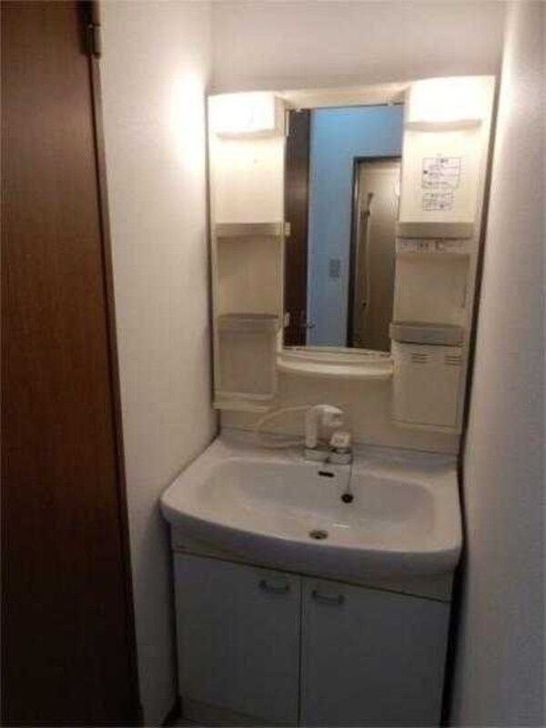 洗面(★お部屋探しはタウンハウジング稲田堤店まで★)