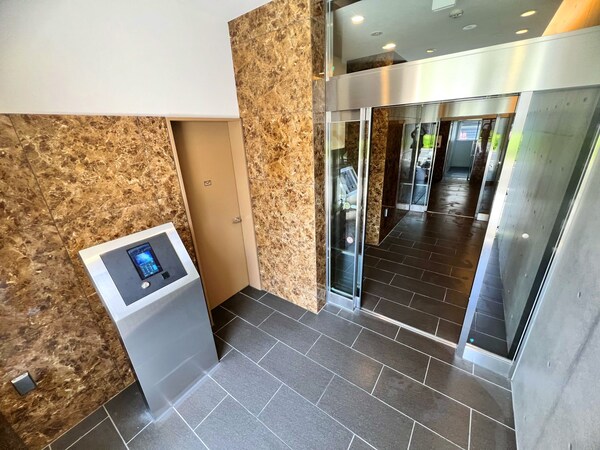 エントランス(★お部屋探しはタウンハウジング稲田堤店まで★)