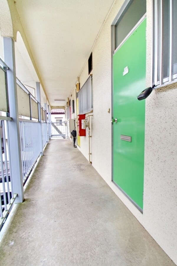 玄関(★お部屋探しはタウンハウジング稲田堤店まで★)