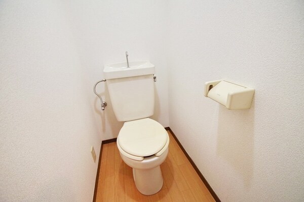 トイレ(★お部屋の詳細はタウンハウジング稲田堤店までお問合せ下さい…)