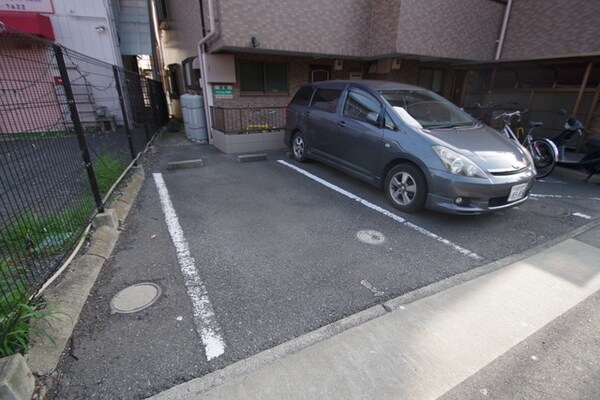 駐車場(★タウンハウジング稲田堤店★駐車場★)